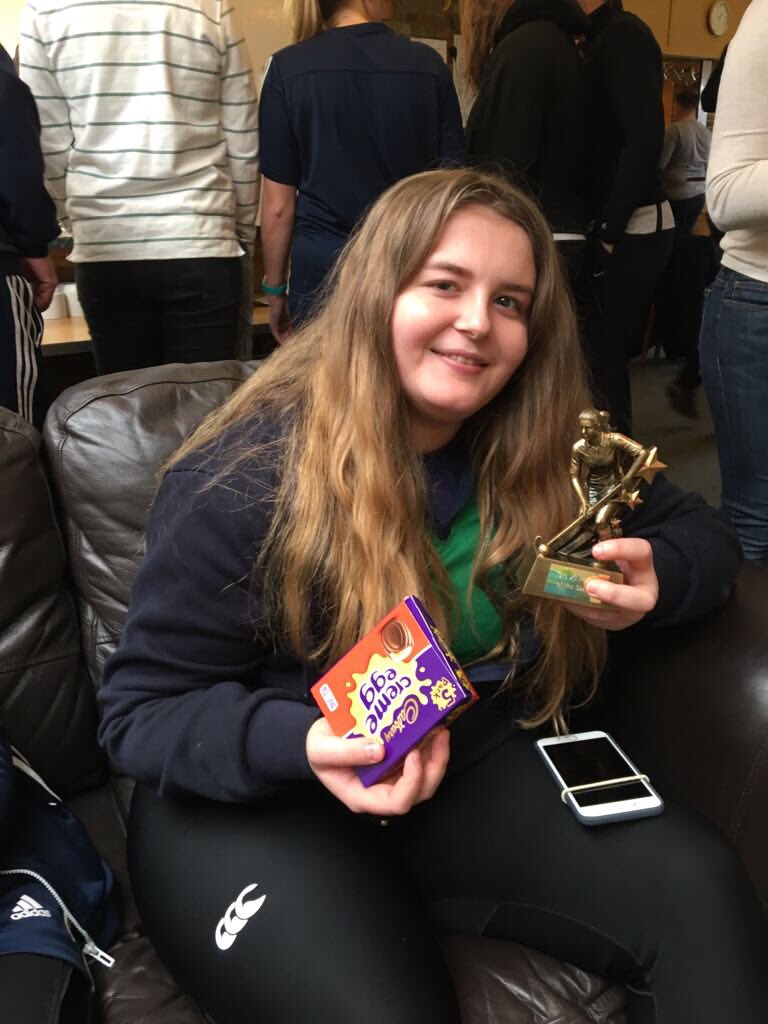 L3_CHC's tweet photo. Fantastic 1-0 win against @ThurrockHC today. @jogguy the goal scorer and player of the match the amazing Rhiannon in goal. What a birthday treat for sweet 16 Lily. #HockeyFamily #birthdaygirl #teamlove 🏑💚 https://t.co/8zjFodcWDm