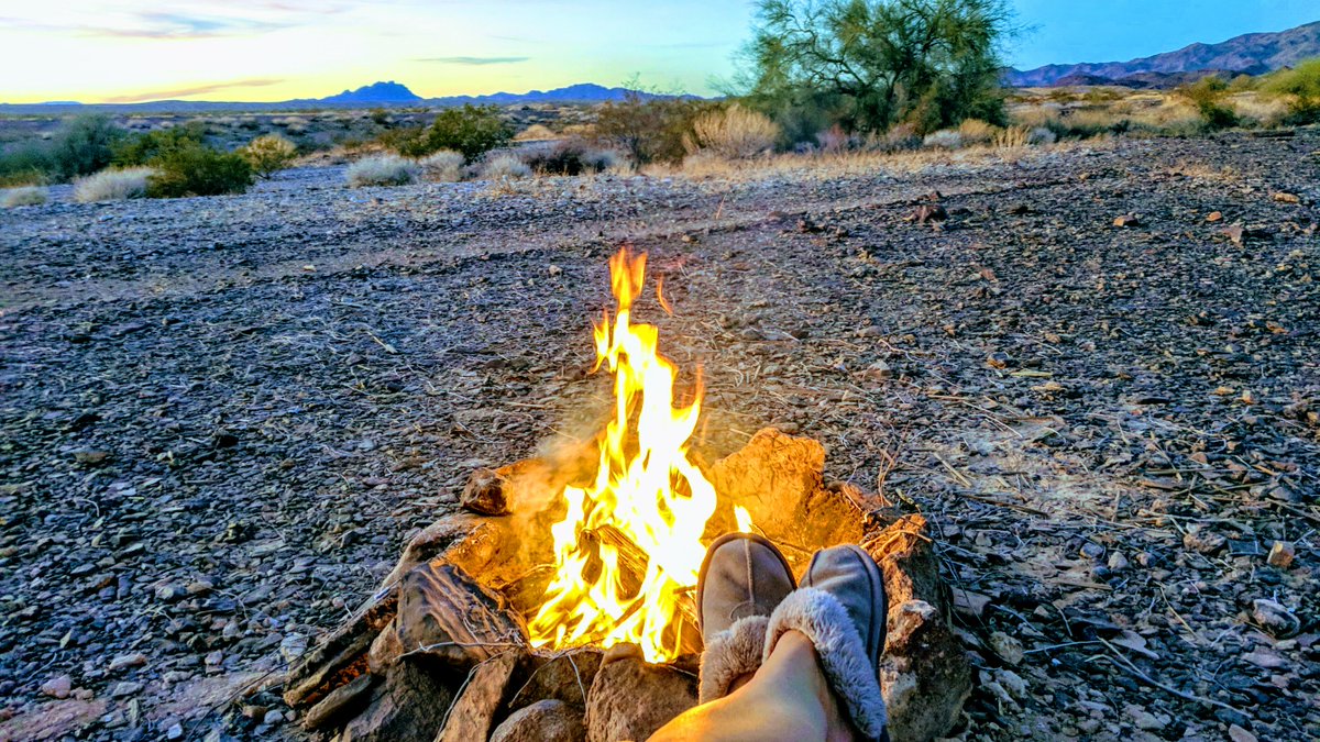 CreativityRV's tweet photo. Looking for a great place to camp in solitude near Parker, AZ?  P https://t.co/Ou6MaFOXVd ass the BLM crowds to turn onto a mostly secluded, lovingly maintained dirt road. Easy drive, excellent cell reception Video of the drive in attached. https://t.co/uOYDZ97aUT