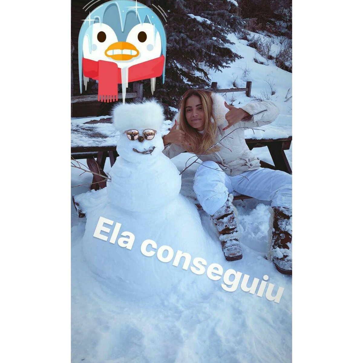 central_anitta7's tweet photo. 💙⛄

#Anitta #SocialStarAward #iHeartAwards https://t.co/frb9DZKfUz
