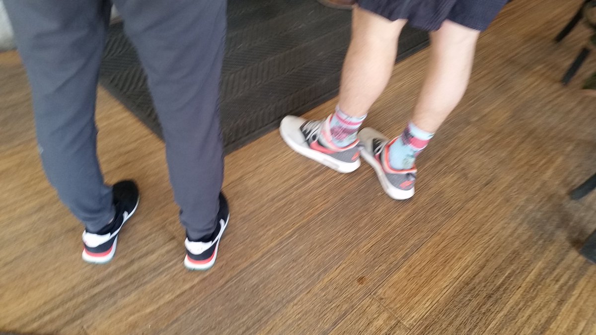 Shoes always seem to indicate when I'm in the presence of the #bourgeoisie. Brand new, matching his/hers, <a href="/Nike/">Nike</a>. #whitepeole #eattherich