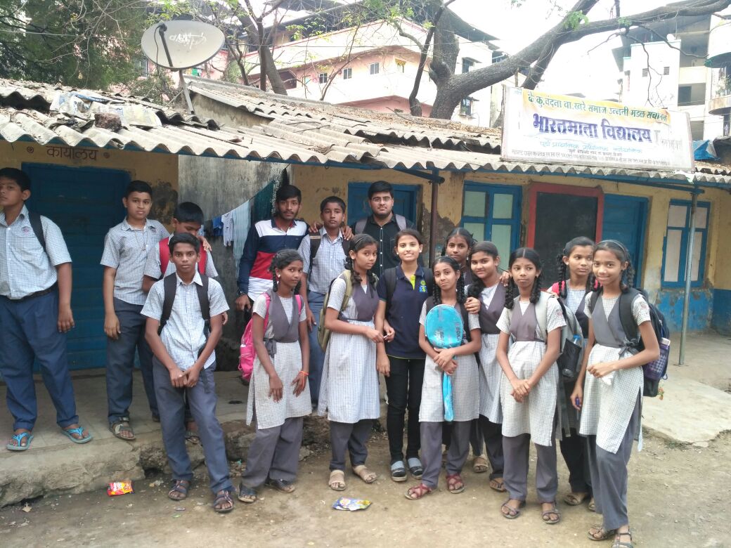 BhagyaNirphara3's tweet photo. #Shiksha_session_of_zone_3_school
#Phase_2
#Todays_Topic_is_Financial_Literacy_part_1
#Good_Work_Ambassador
#Rotaract_50
#Ekatra3142 https://t.co/jJSF8IEnXn