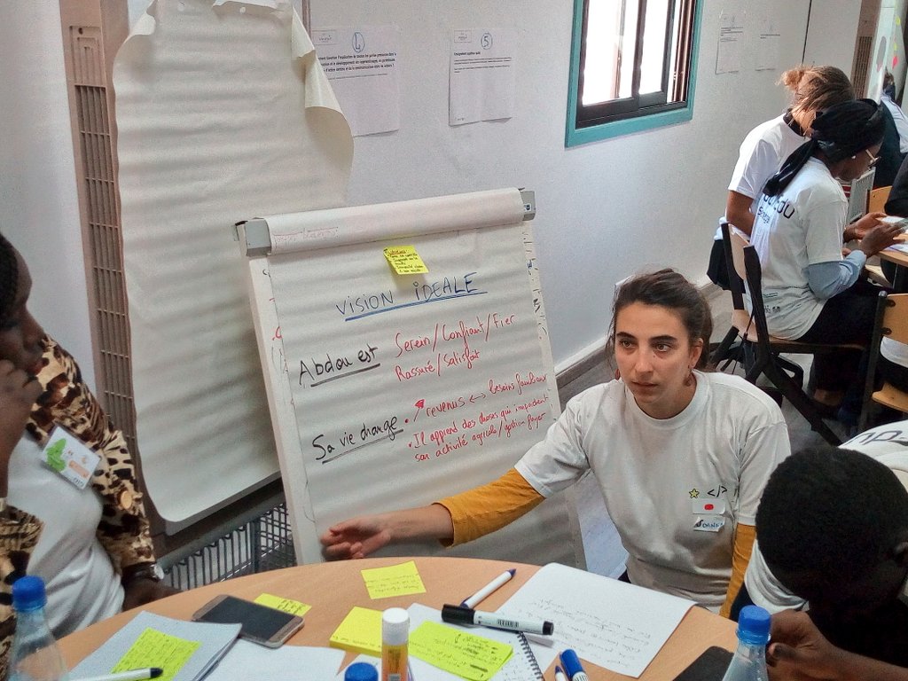feusseul's tweet photo. Après une journée très riche de réflexion et d'échanges pour réinventer l'éducation de demain, 6 projets innovants seront présentés devant un jury avec la présence de l'Ambassadeur de la France au Sénégal
#HackEdu 
#FundEducation 
#EducationsEnPartage
#FinancerLeducation
#kebetu https://t.co/PdCu0NaBlZ