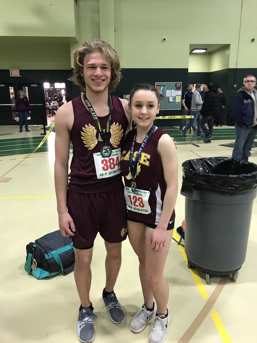 MrMitch14's tweet photo. Janiak Frosh Soph Meet: 55 Meter Champion @MeredithCastr19 and 4th place Hurdler Keegan Lecomte #moremedalstocome @case_indoor @CaseSports https://t.co/JmlZocK1Aj