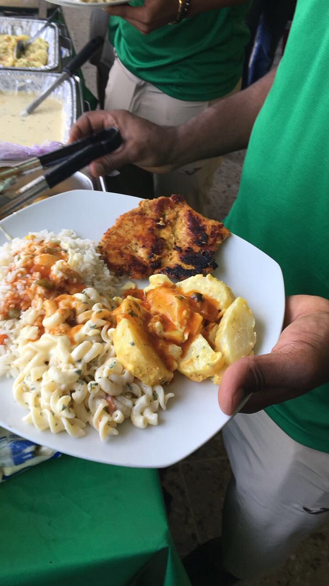 CDMarathon's tweet photo. Gracias a Baleadas Express por el delicioso almuerzo de hoy para nuestros jugadores y cuerpo tecnico.
#CDMarathon #BaleadasExpress https://t.co/cZNL293dHv