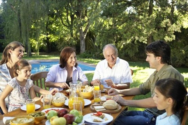 marketing_cero's tweet photo. Hoy esperamos que esten disfrutando a la familia... https://t.co/elkt4TUOzK