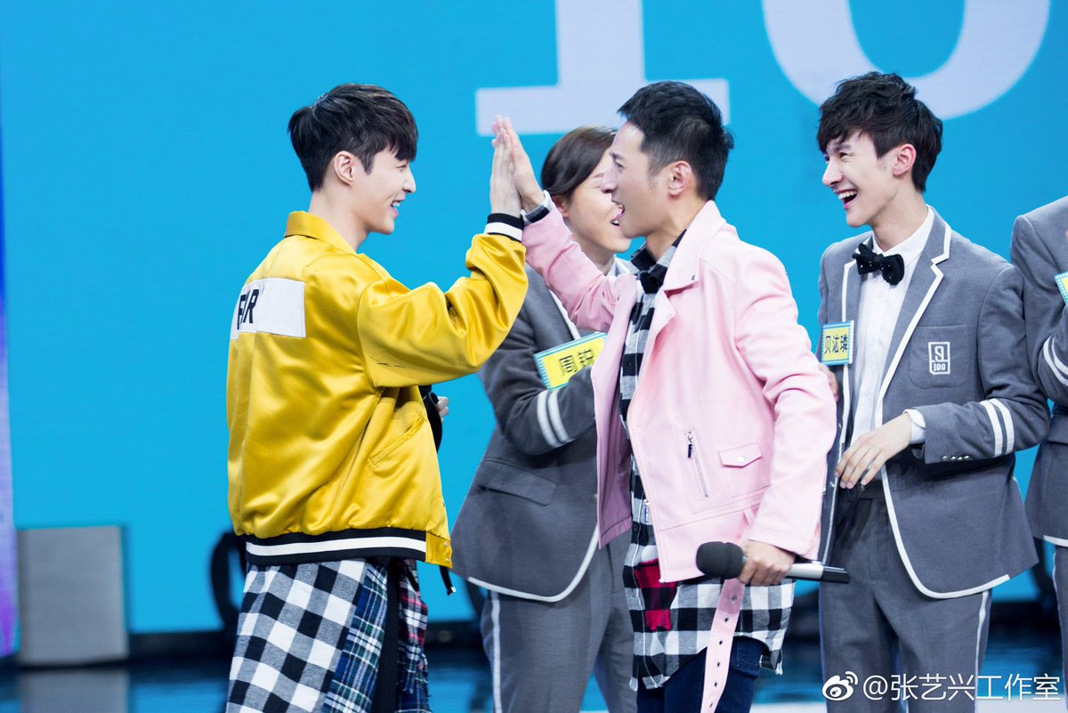babywaitasec's tweet photo. [WEIBO] 180203 Lay Studio Weibo Update @

📎https://t.co/OwXTglSgyJ

#TeamEXO #TwitterBestFandom #SoompiAwards PROMISE EXO by #Exofanbase via @c0nvey https://t.co/wHSSLEKj9x