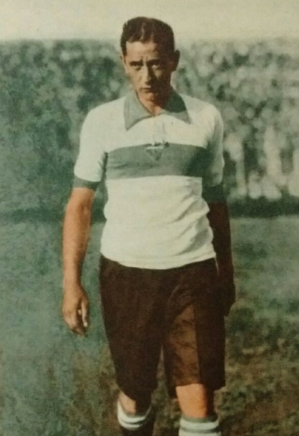 CulturaCGE's tweet photo. #GELP De Berisso. Debutó en la Primera de Gimnasia en 1922 y jugó hasta 1935. 🏆⚽️ Campeón y goleador de 1929 - Segundo goleador en la Gira - Integró El Expreso. Winger izquierdo. Jugador de Selección 🇦🇷 ¡Un día como hoy pero en 1903 nacía el gran Ismael Morgada! #MuseoCGE https://t.co/BvtnvqMnEK
