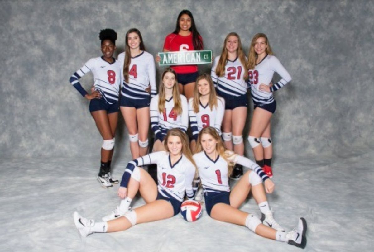 preachmama92's tweet photo. American Volleyball 17U! Putting in work today in Jessup, MD! Appreciate local tournament as we have been on the road every weekend in January. Going for the Gold today baby!
#blockcity
#blockbuster
#zsazsa
#daddyondeck
#mamatired https://t.co/Lc9rAjMYM7