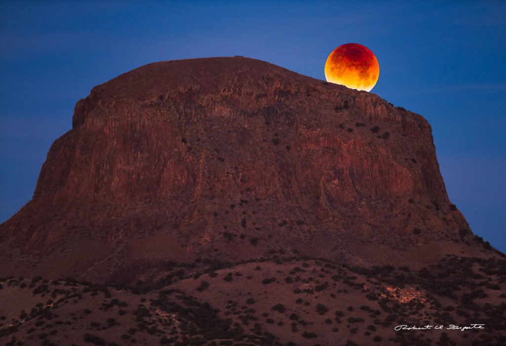 Super Blue Blood Moon sets at Cabezon Peak, New Mexico, USA. Can you hear the coyotes? They had quite the discussion about what happened to the moon! #superbluebloodmoon #supermoon <a href="/photoEphemeris/">Photo Ephemeris</a> <a href="/KRQEMark/">News Junkie</a> <a href="/ByronKOAT/">Byron Morton KOAT</a> <a href="/KOB4/">KOB 4</a> <a href="/BLMNewMexico/">Bureau of Land Management New Mexico</a> #cabezonpeak #NMTrue  @nm_outside