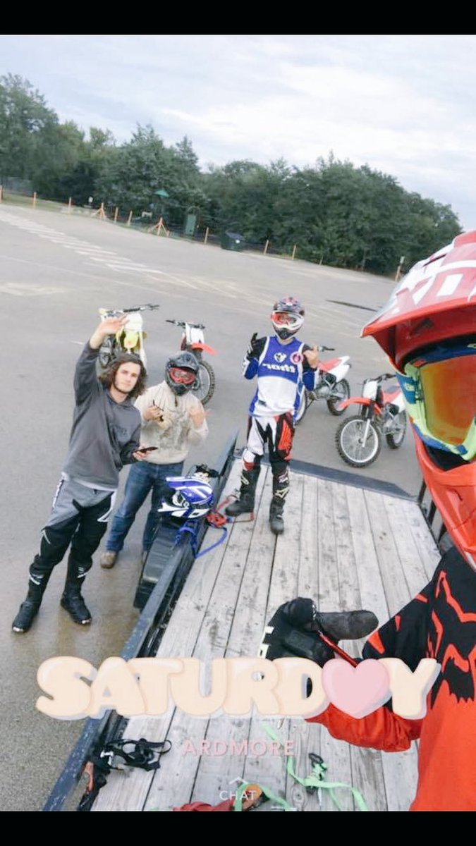 cfritchen_10's tweet photo. Happy 18th birthday buddy hope it’s a good one!!!🎉 @cade3321 https://t.co/b7sJFCWOSa