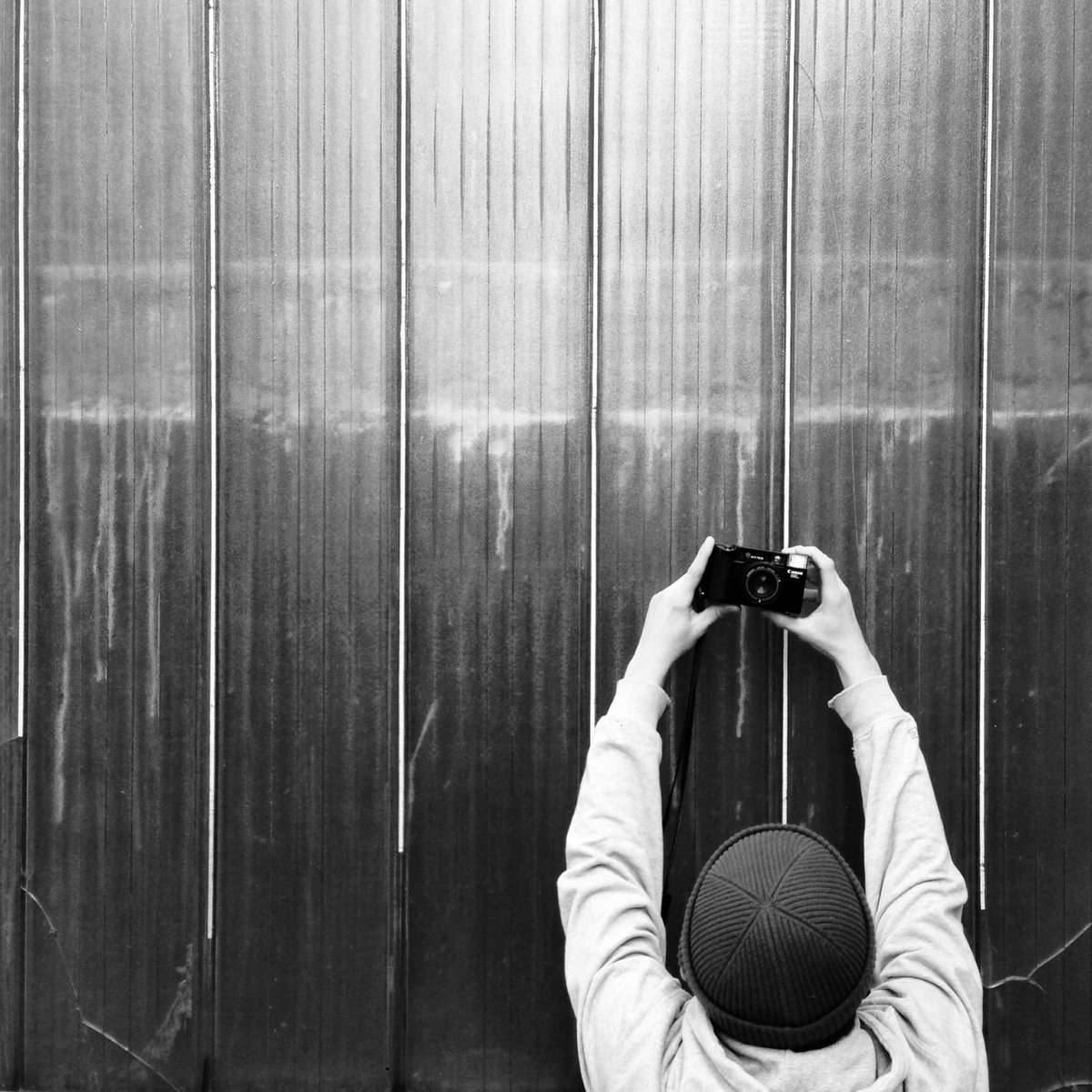 35120cameras's tweet photo. He's happy with new Autoboy aka Canon AF 35 ML ! #shootmorefilm https://t.co/GhWRmLFMsJ