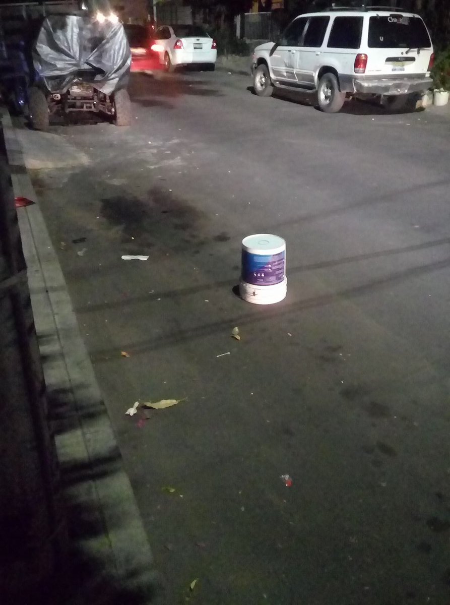 andociegon's tweet image. Calle Felix Palavicini 720 entre Obreros de Cananea-Calle Rafael Vega Sanchez vecina agresiva sigue adueñandose la via publica @InspZapopan