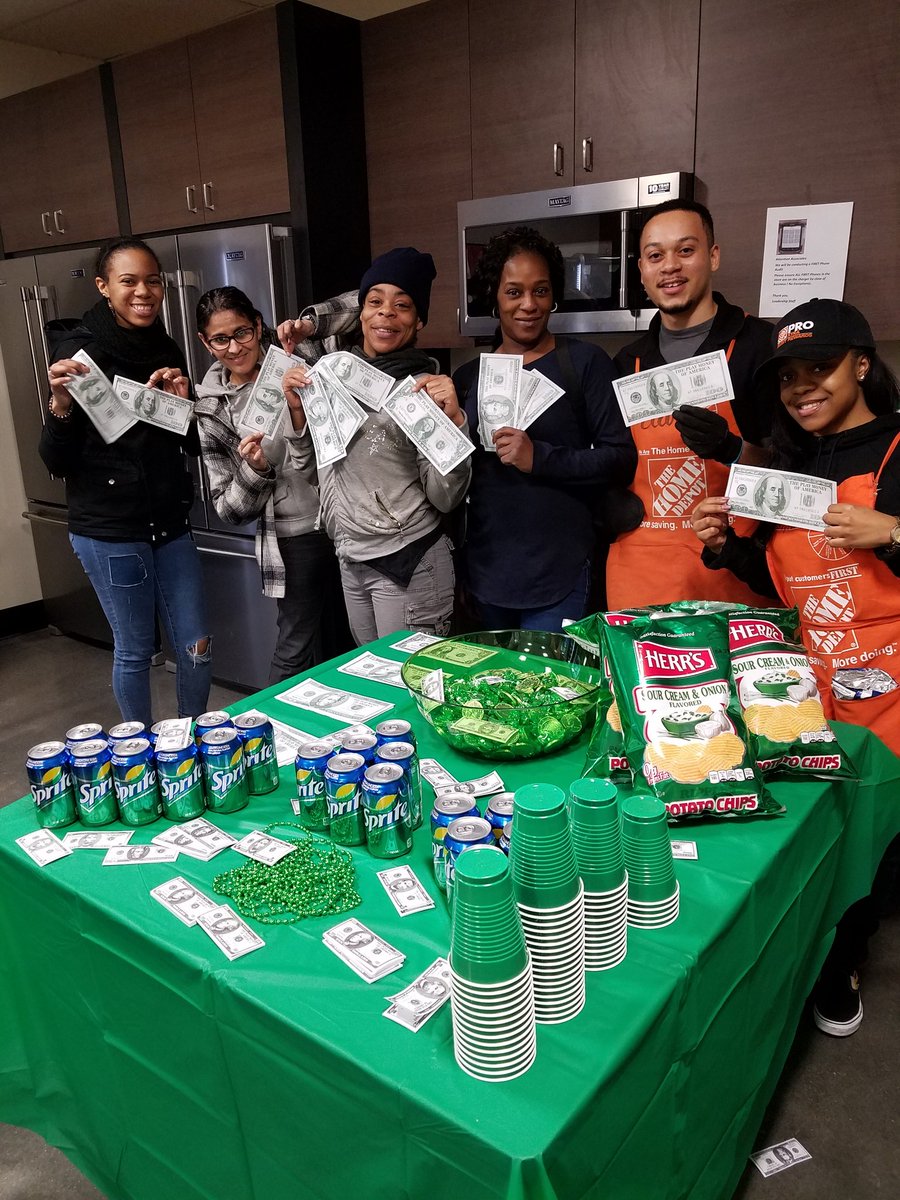 Greg_M_SM's tweet photo. Money!! Money!! Money!! $$$.. Thank you HomeDepot for taking care of our people!! Work Hard.. and enjoy the benefits!! What an amazing place.. Bleed Orange 0935!!
#ThanksTHD #Bonus #BonusTime #BigMoney #growwithgreg https://t.co/CNWht4Wc6S