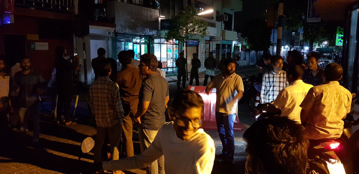 nautymatox's tweet photo. #HappeningNow
Near Salsa Royal! https://t.co/UB1Qn4ULmU