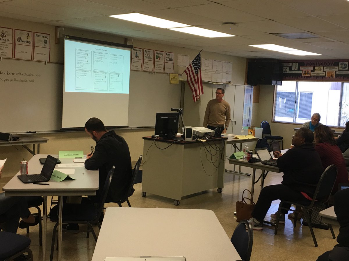 teacherchris13's tweet photo. Thank you David and Jandella for teaching differentiation through inquiry space in Wonders. Can’t wait to share with my teachers! #LBTechSummit18 #proudtobeLBUSD https://t.co/Yy3hAbCShn