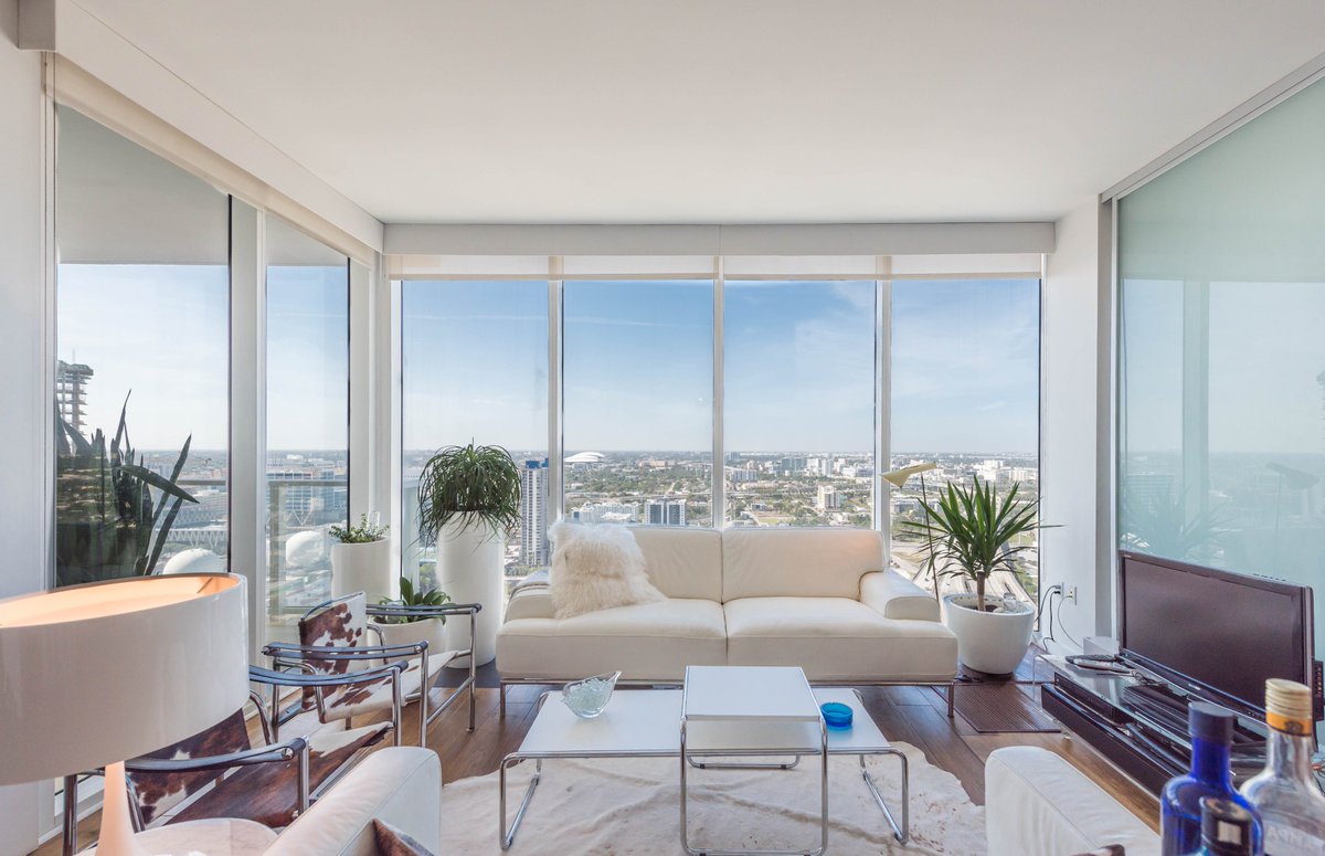 miamidezack's tweet image. Cool, my Ten Museum Park listing ranks #1 in online views out of 20 similar listings in the area. #1040biscayne #tenmuseumpark #miamirealestate #Zillow #douglaselliman zillow.com/homedetails/10…