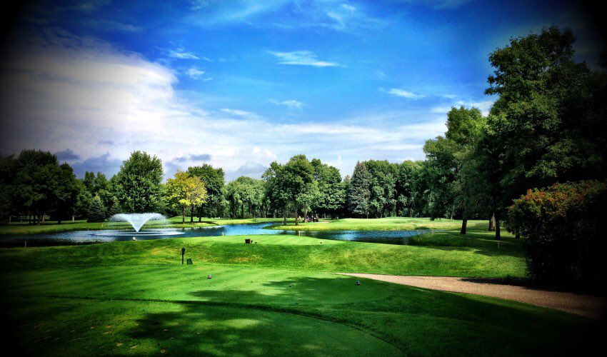 thrunster's tweet photo. Pumped to announce I have verbally committed to continue my education and golf career at Minnesota State University, Mankato. Can’t wait for this next chapter! #Gomavs 🏌🏽‍♂️⛳️ https://t.co/03RJsckONF