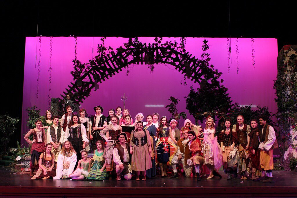 kmacfeighner's tweet photo. COME SEE INTO THE WOODS TONIGHT AT 7pm!!! it's your last chance and you don't want to miss it!!❤❤ #featuredframes1574 https://t.co/kxKubRgyFt