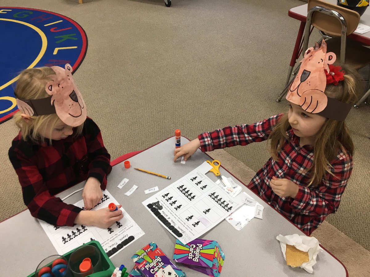 Working together on Groundhog’s Day!#albany745