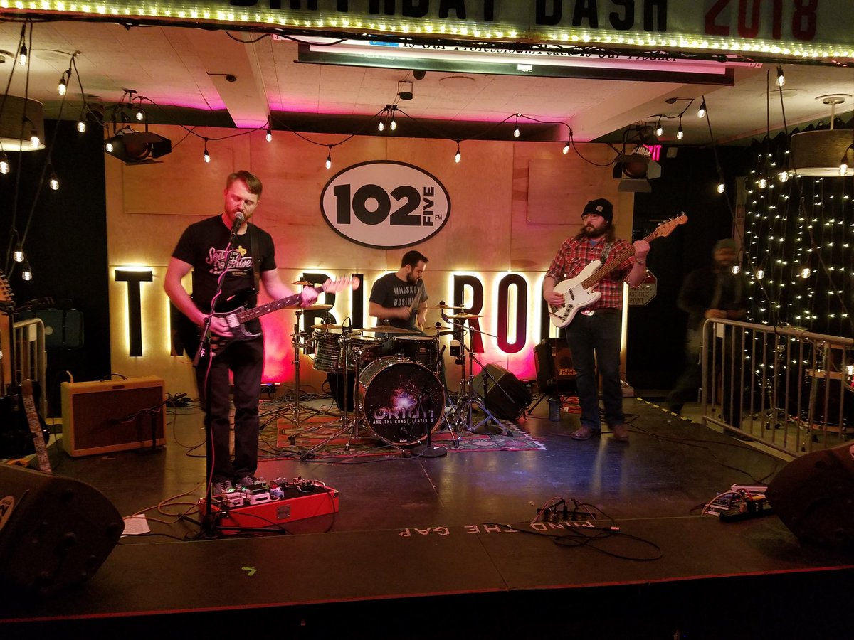 We got <a href="/oriondifranco/">Orion DiFranco</a> kicking it cool style at <a href="/MusicMotionCbus/">MusicInMotion.Rocks</a> birthday bash show. #brb <a href="/CD1025FM/">CD1025</a> #SupportLocalMusic