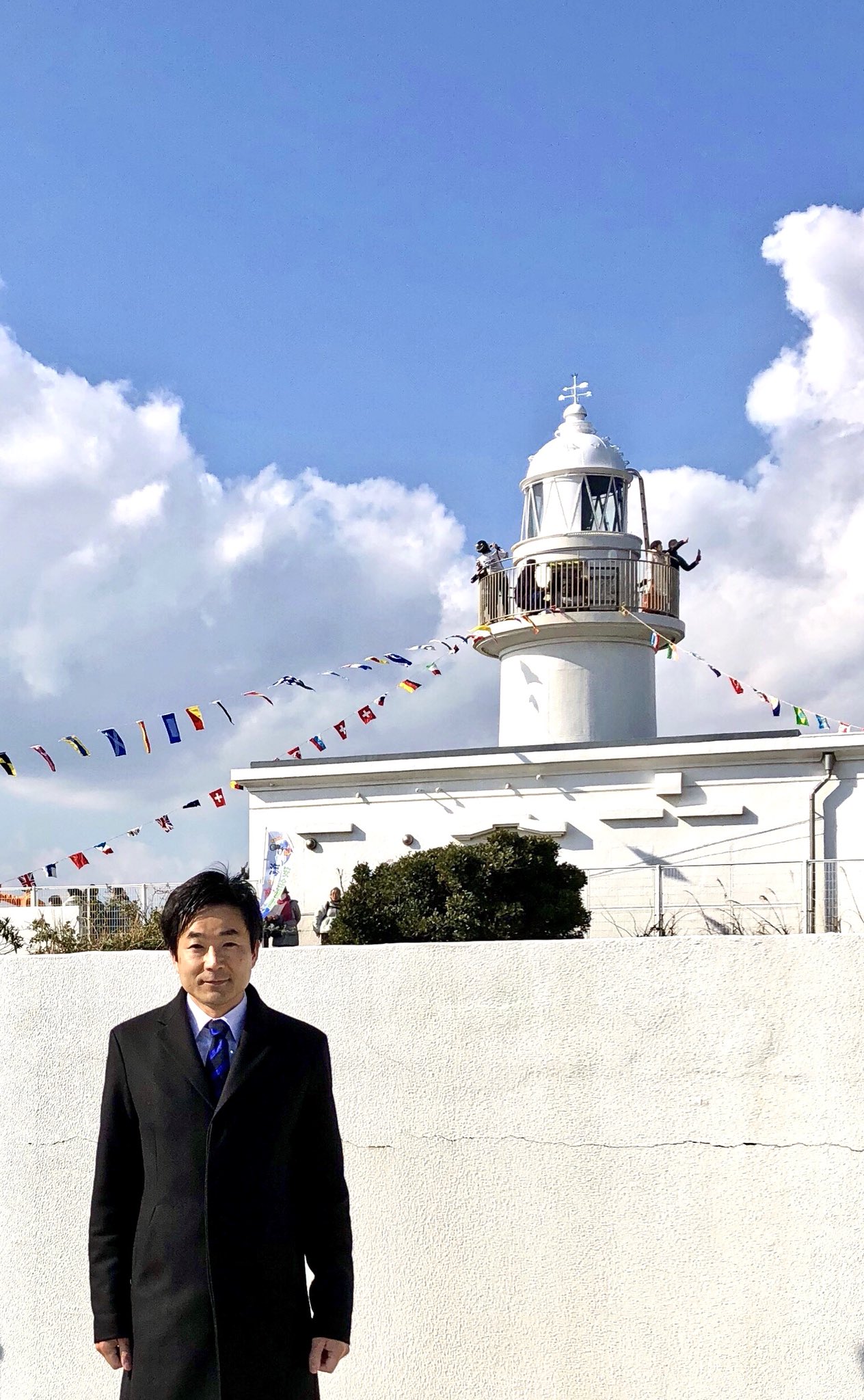 تويتر 石川たくみ على تويتر 本日 城ヶ島水仙まつりファイナル 水仙まつり最終日として 島内では城ヶ島 愛あふれるイベントが盛りだくさん 特別に 恋する灯台 城ヶ島灯台も一般解放され 渡船が終日無料 なんとヘリコプター遊覧 3 500円 もご用意されてい