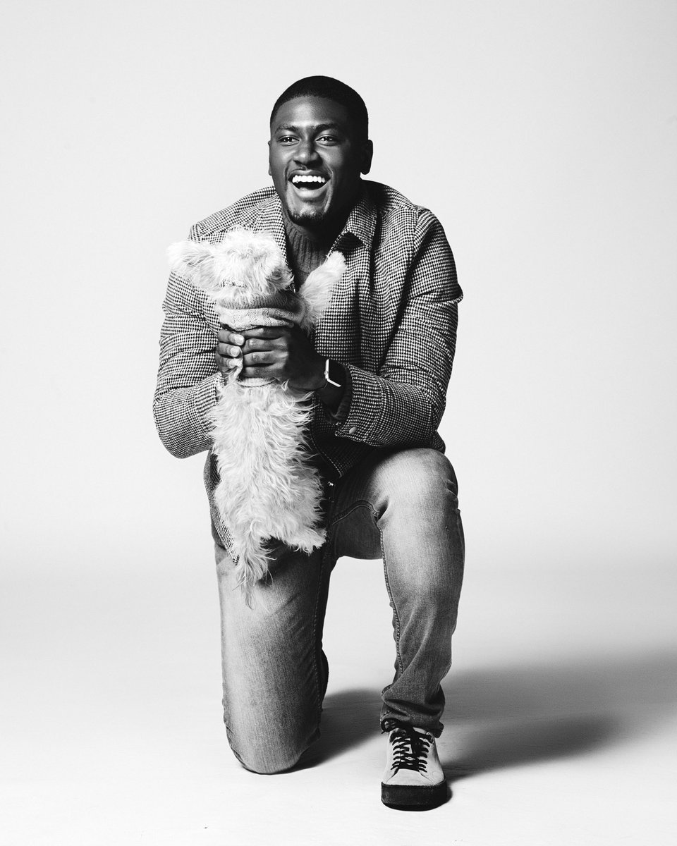 KingKlak's tweet photo. Confidence! #BlackMenSmiling https://t.co/nRBYuoHRwW