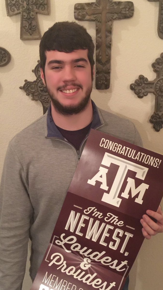 werwin77's tweet photo. I’m officially going to be an Aggie @TAMU #GigEm 👍🏻 https://t.co/4LHN4hoQ6R
