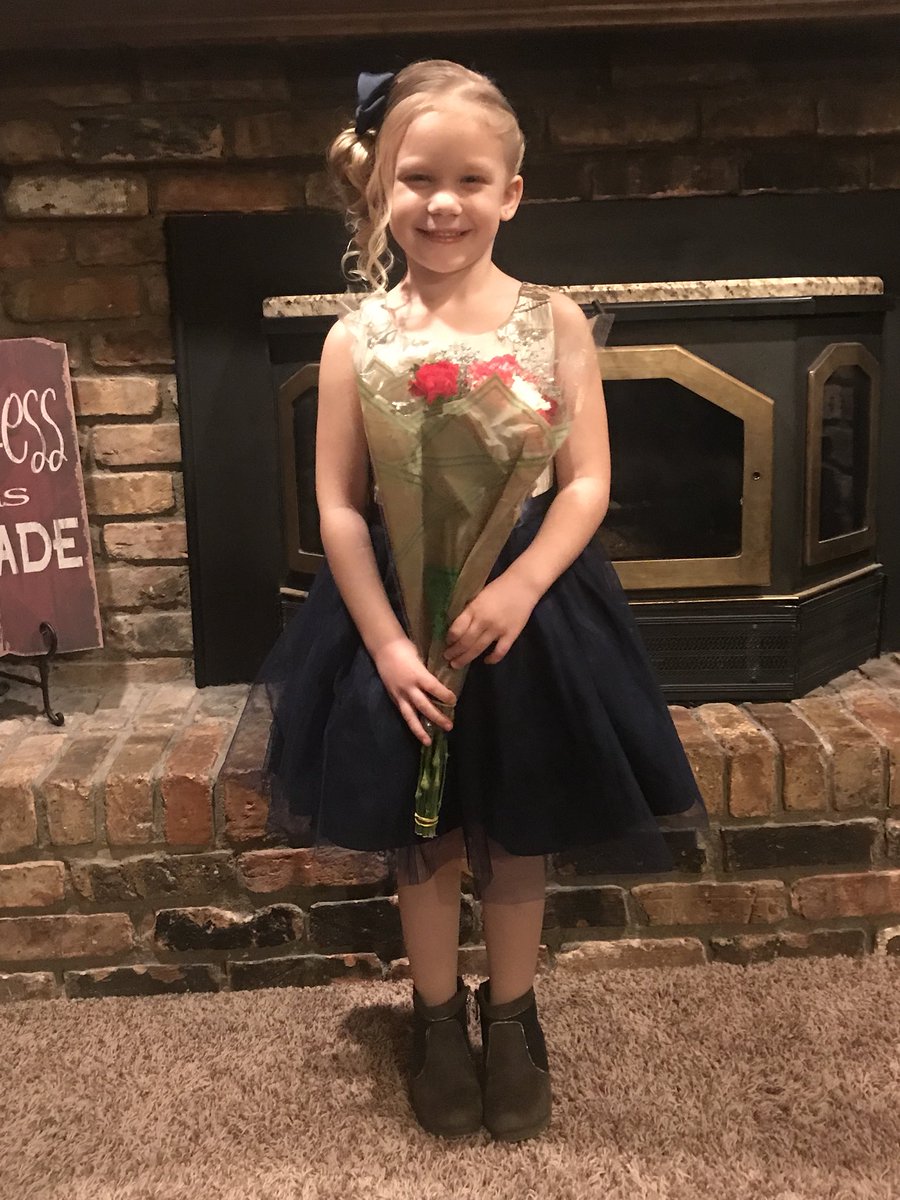 SigmaTerra's tweet photo. Father Daughter Dance 2018 #proudmom #beautiful https://t.co/dAjhwM2kEW