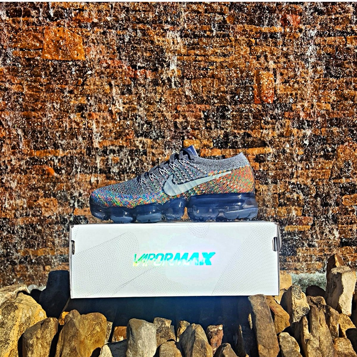 Fit2Run_Orlando's tweet photo. πPeep the new #Vapormax color from @nike! #Fit2Run #RunChat #FloridaRunning #LetsGetRunning #RunningCommunity #RunAllTheMiles #FloridaRunners #WeRunFlorida #WeRunOrlando #ShopLocal #Sneakerhead #Sneakernews #Sneakerholics #KicksOnFire #SneakerFiles #SneakerFiend #SneakerConnect https://t.co/z0HH4Fofby