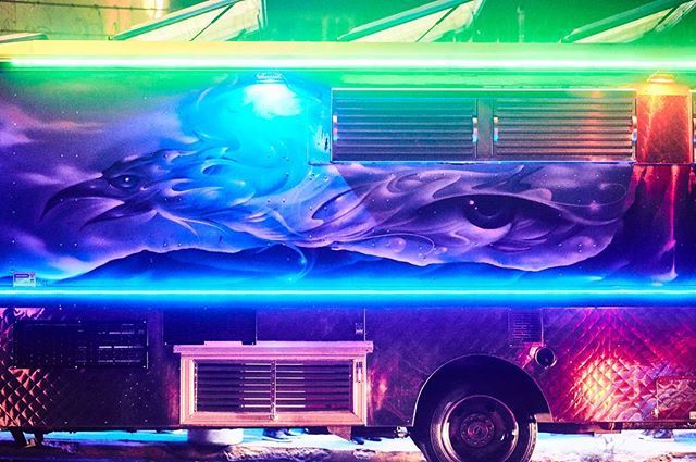 KungFuBreakfast's tweet photo. Food truck at its finest with beautiful art by @vyalone https://t.co/xUaMZHvMVY #vyalone #vyal #trucks_of_art #kungfubreakfast #graffiti #graffitiporn #streetart #streetartandgraffiti #streetartphotography #sprayart #publicart #wallart #instaart #artsy #… https://t.co/93rBoKJ3qY https://t.co/lRrPhZr9xx