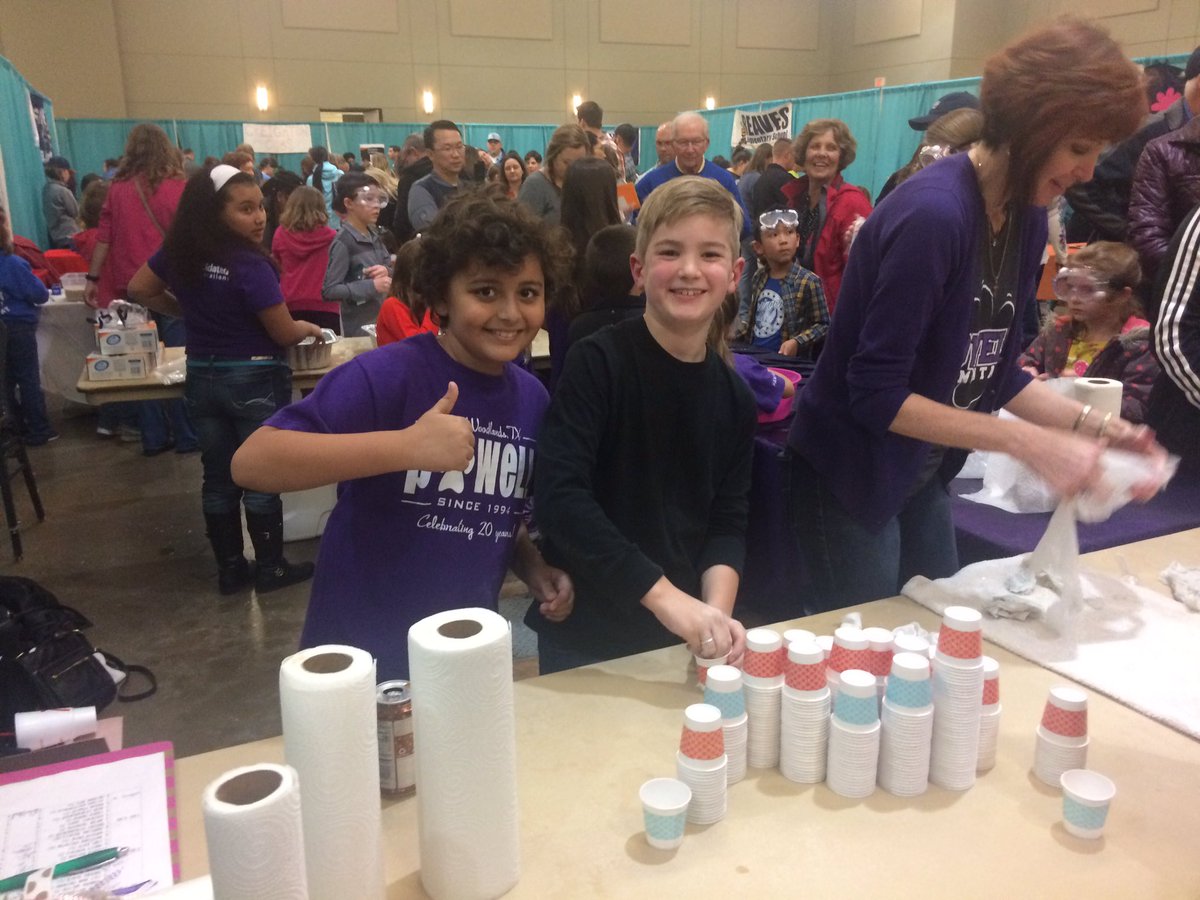 AmySpurlin1's tweet photo. Our Science Festival booth was a huge hit thanks to all our student volunteers! @cisdpowell https://t.co/D1GfyL4kja