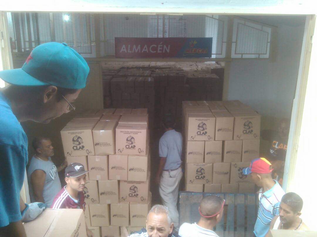 CLAP_GV's tweet image. Llegada de la caja clap, Pueblo y Gobierno de la mano. Todo es posible en revolución... #TodoElPoderParaLosClap
#SoyComunicadorClap
#VamosNico
@nicolasmaduro @freddybernalr @y_arguello @clapoficial @rafael_2785