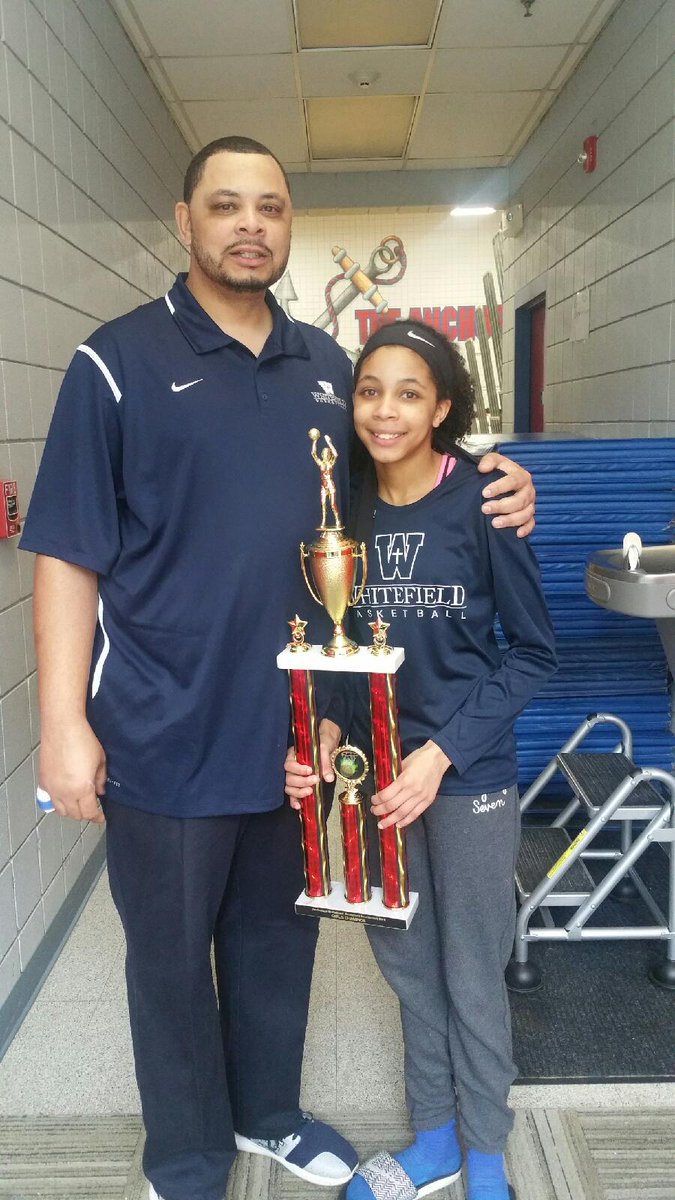 nylaiacarter's tweet photo. @WA_Wildcats @MyWorkIsPlay @terrekawalker @TheOutletKY Proud of this young lady for her hardwork. Keep grinding and the sky is the limit. Work hard to perfect your craft.....#back2backships https://t.co/gD44Zz1Tr6