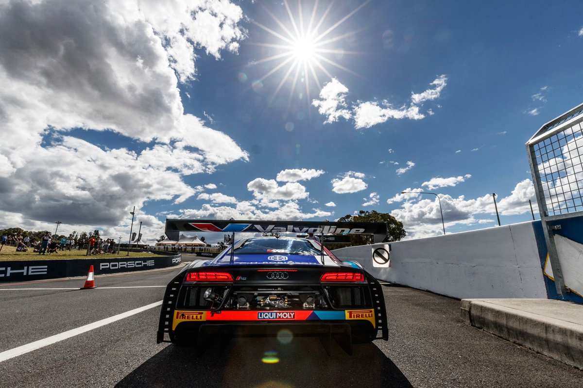 GTendurance_'s tweet photo. #B12hr - 3 hours in the books here at #MountPanorama: current πΆ
P1 - #BMW43
P2 - #AUDI74 (π·)
P3 - #Porsche991
P4 - #AUDI22
πΊ https://t.co/jTgK8UhXvP
π· Credits to @audisport
#Bathurst12H #GTEndurance #R8LMS #GT3 #intgc #dontkissthewall #AUDIR8LMS #AUDI #Becauseracecar https://t.co/P0ddiSJUCA
