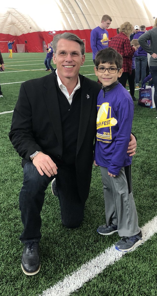 LLDankwerth's tweet photo. Thank you @Vikings @espn @Pauls_pals @GilletteChildrn for Super Fest 2018! The opportunity to have typical and special needs siblings participate together in this amazing event was a true gift to our family. Today was about inclusion ❤️Eli deemed it the best day ever 😃 https://t.co/ibxrlWqz34