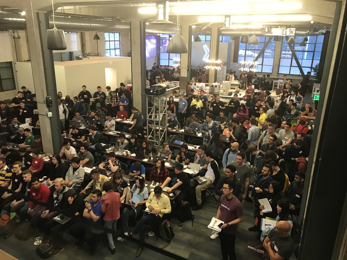 juliejulie's tweet image. Sooooo many hackers at #DevWeek18 I love your #coworking space @galvanize! I’m here with @hpdevelopers, checking out the scenery.
