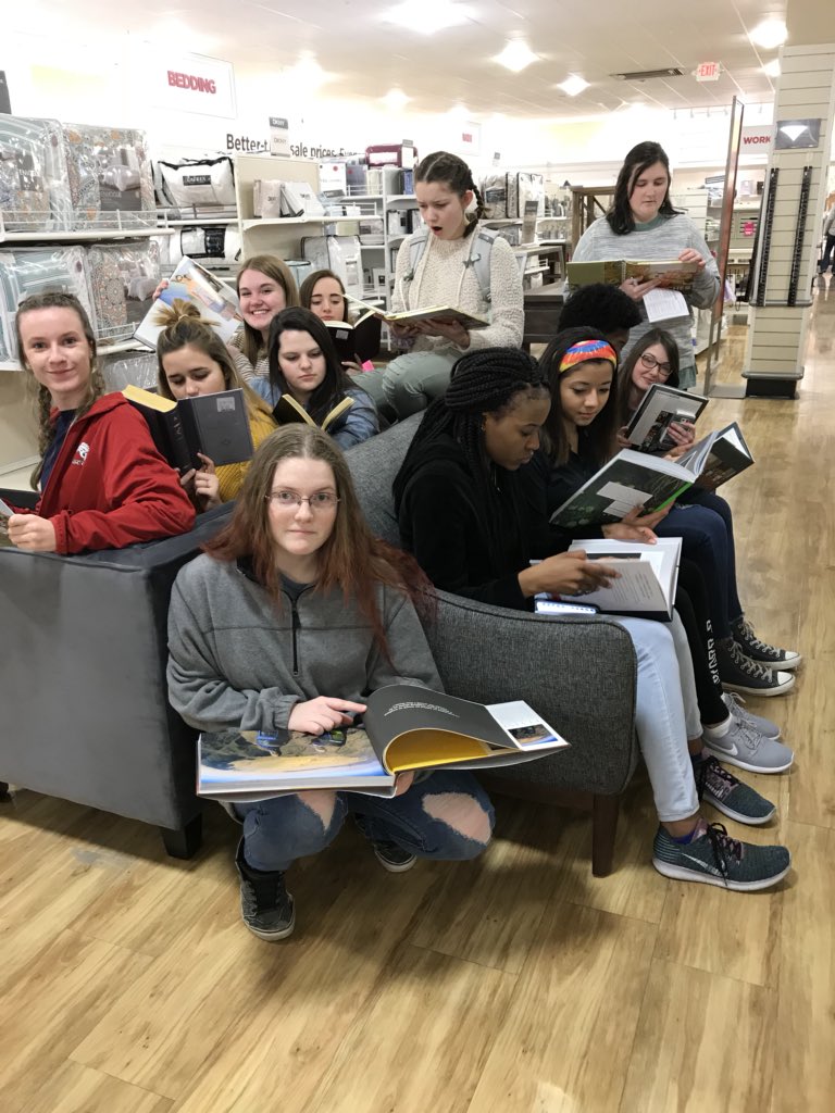 brittn_long's tweet photo. #bearfruit18 #9thgradegirls https://t.co/bW8MtTOZOC