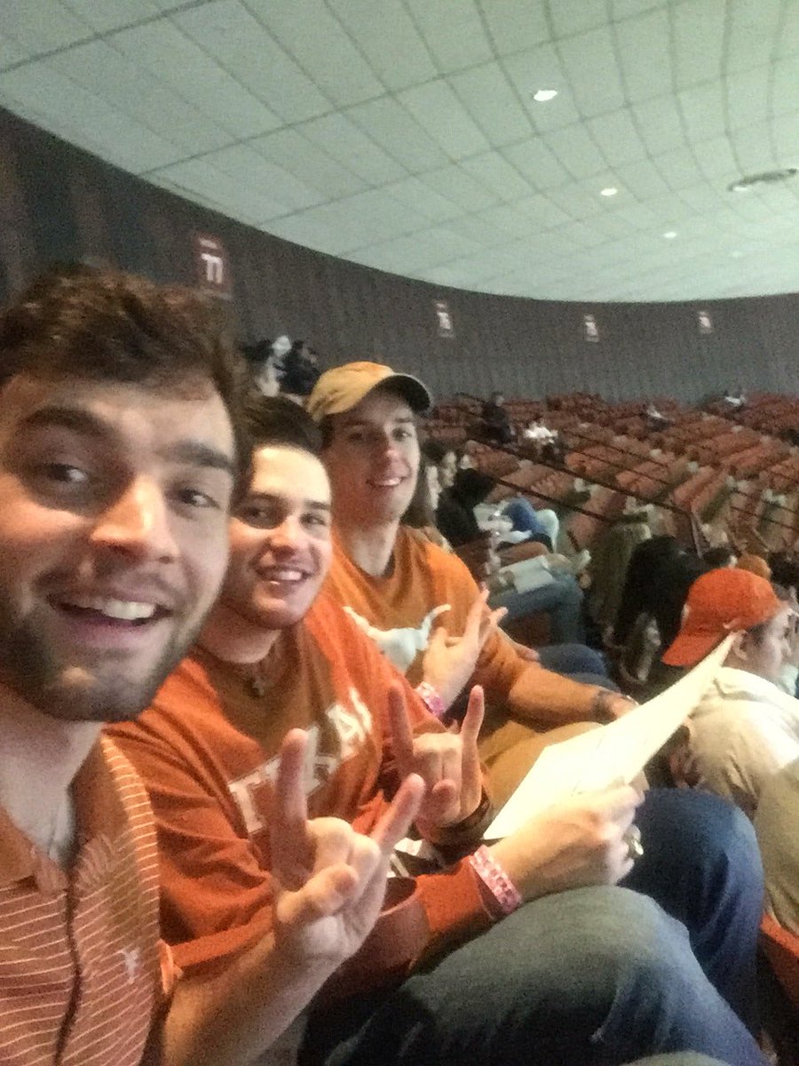 _andrewpye's tweet photo. This. Is. Texas. #ThisIsTexas https://t.co/1ibbz8L4Aa