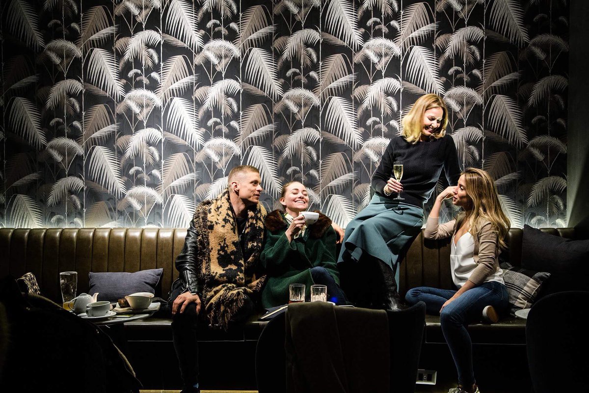 Para cada ocasión hay un lugar y esta noche no la excepción. Si tienes tu #GuiaComino ya sabes dónde ir ¡A salir #EnPatota se ha dicho! 🌃✨