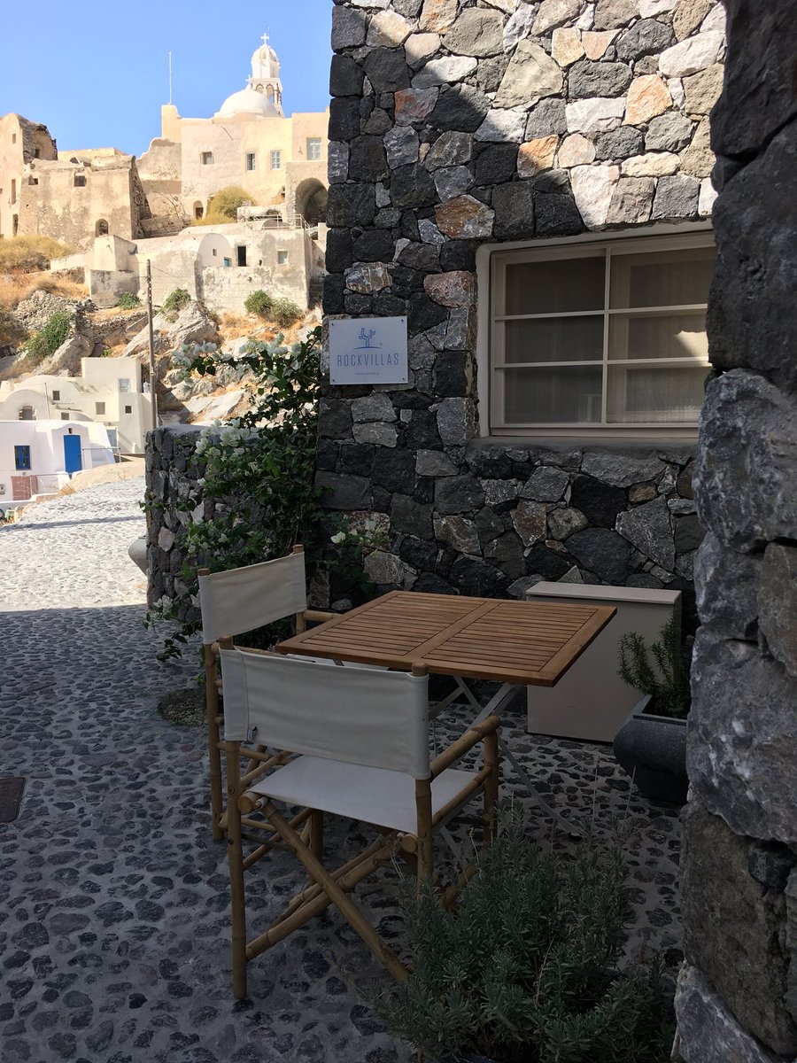 rockvillas_gr's tweet photo. Be rock, baby.
Life is rock. 
Santorini is rock. 
I am, also, rock person. 
February is also a rock month.
Be Rock!Stay with us❤️
#holidays #rockvillas #booking #rock_prices_now #castle_view #jacuzzi #legend #myth #Emporeio #Santorini #alternative
http//:https://t.co/nbtISJsSBd https://t.co/RQlj2HSLip