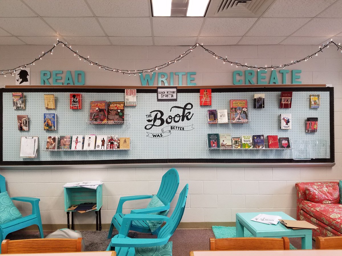 thedaleyshow12's tweet photo. @ProjectLITComm @ncte @FirstBook @nationalbook @kcpteachertips @juliaerin80 @lynnahagen @jessicatiara7 @MsFleming93 @mrsg_mchs @jthompedu We're celebrating Black History Month in my classroom! https://t.co/vhHY7MoKbW