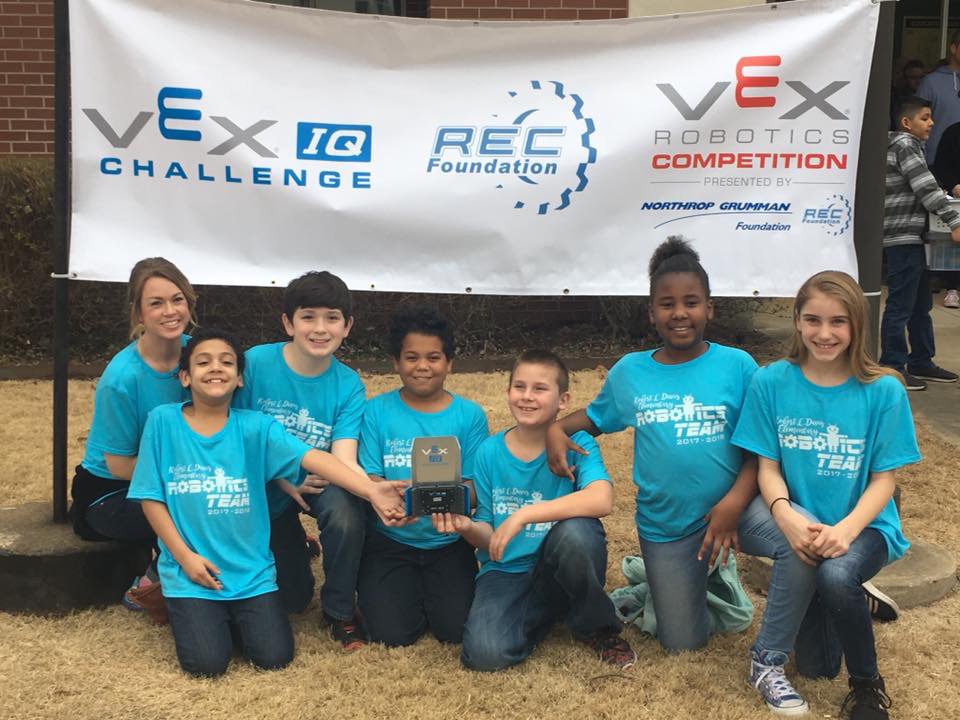 _DESDolphins's tweet photo. Way to go DES "Circuit Breakers"!  These awesome kiddos ranked 2nd in the Team Challenge and brought home the "Judges Choice" Award! Pretty awesome for their first EVER competition!  Thanks Coach Tarah Hughes and Donna Peters for giving your time to our students.  #DESrobotics https://t.co/Pf9MOodWq1
