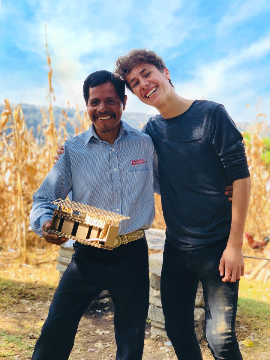 JuanpaZurita's tweet photo. Hoy todo el día trabajando en el proyecto de Love Army en Ocuilan. 

Familias aprobaron sus diseños y les presentamos sus casas. 

Emepezamos construcción y @LuisitoComunica nos acompañó. 

Gran día ❤️ https://t.co/KmXcsOWOcr