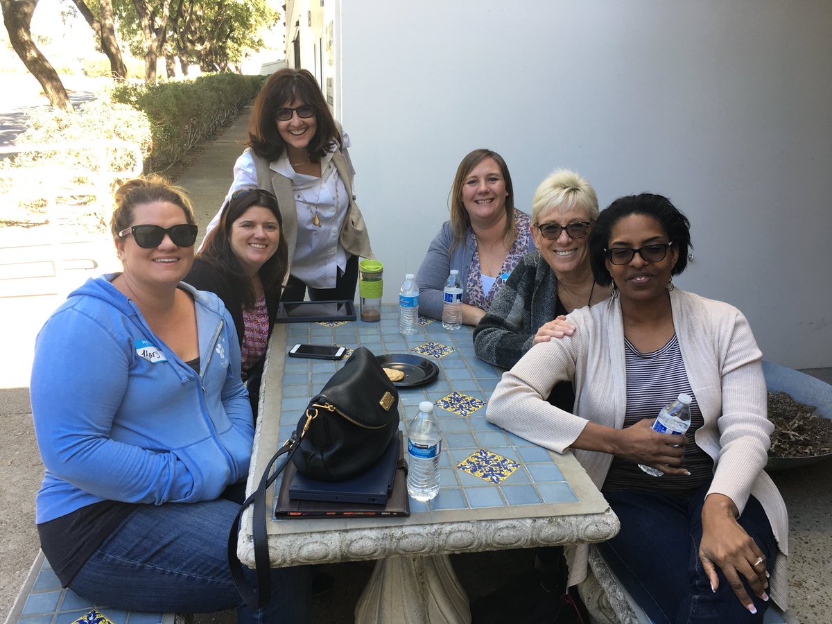 JoAnnFoxEDU's tweet photo. What a fantastic day of learning and professional development in @EUSD! #edtech2u is created by teachers, for teachers and we had 104 attendees, 18 presenters, and all on our day off. EUSD has incredible teachers! #chooseEUSD @krystlemmiller https://t.co/GAmweSNqeb