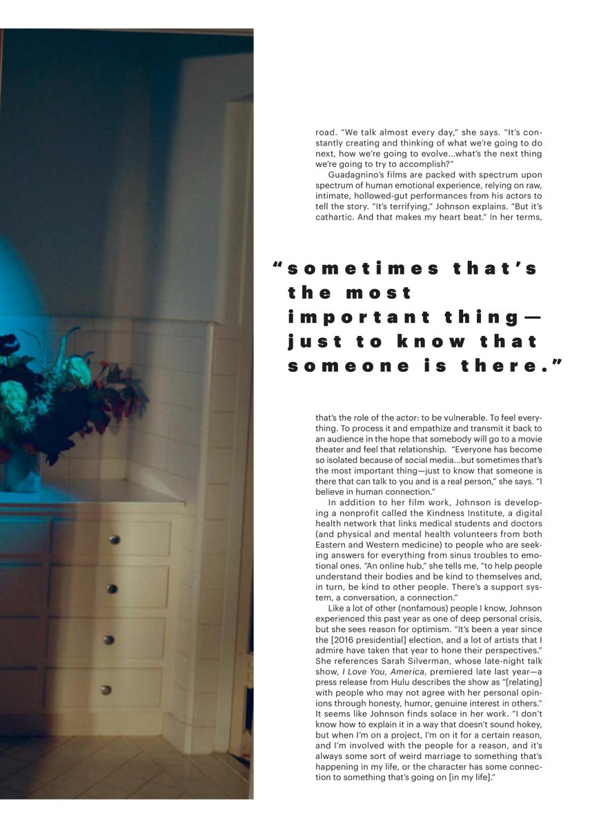 martalopesprof's tweet photo. @HugoGloss sim. Ela referiu isso numa entrevista à revista americana Allure - link com os scans da entrevista toda https://t.co/pFLaUDPZsE e na foto o excerto Kindness Institute  #CinquentaTonsByGloss https://t.co/PsfR8VuHzL