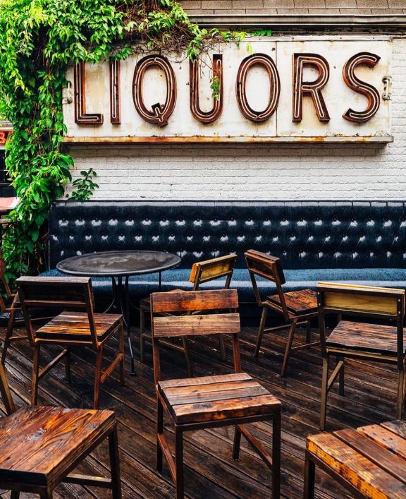 KARAOKE ✔️
DRINKS ✔️
LAUGHS ✔️
FOOD ✔️
THE PLACE TO BE ✔️