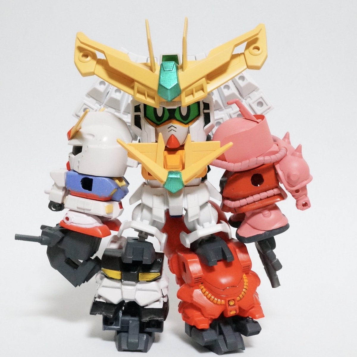 白川周作 Ar Twitter 間に合った ビルドダイバーズ のスーパーショックガンダム風ガンダム 今完成 一昨日の新番組発表 新機体発表でこのコを見て凄く熱くなり そこから一日弱で完成させました 放送前に発売前のを作る遊び 今日の Sdガンダムとんとん相撲