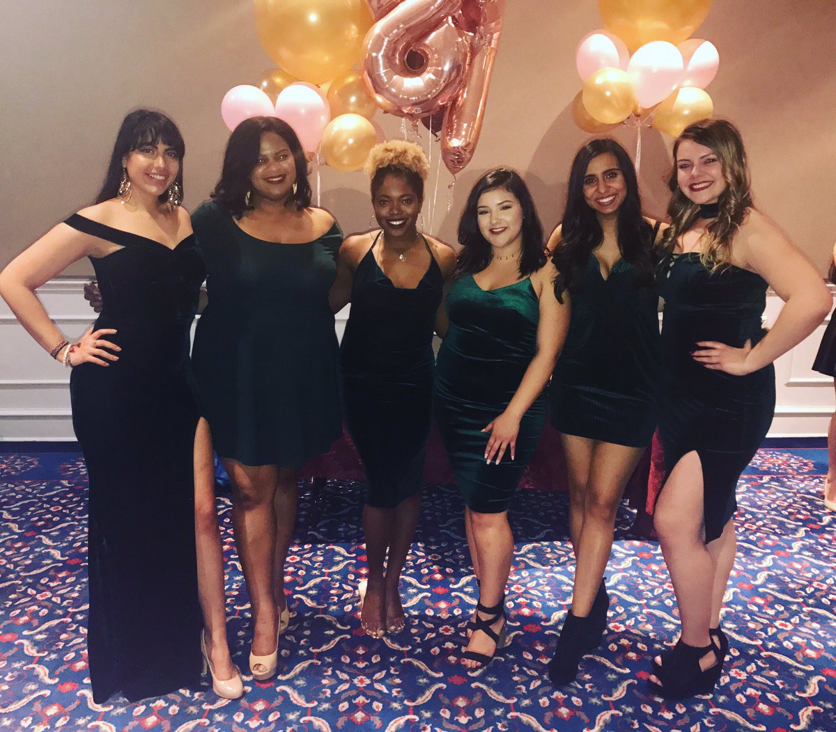 KlassyNation's tweet photo. Our #TooHot #TooCute sisters had an amazing time at showcase last night!! Thank you so much to everyone who came out to support us!!🔥🔥🔥🐧🎀❣️ #KdchiTwitter https://t.co/EUf35LXKXp