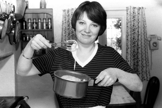 ...milk-laden Yorkshire pud recipe from national treasure Delia Smith? http...