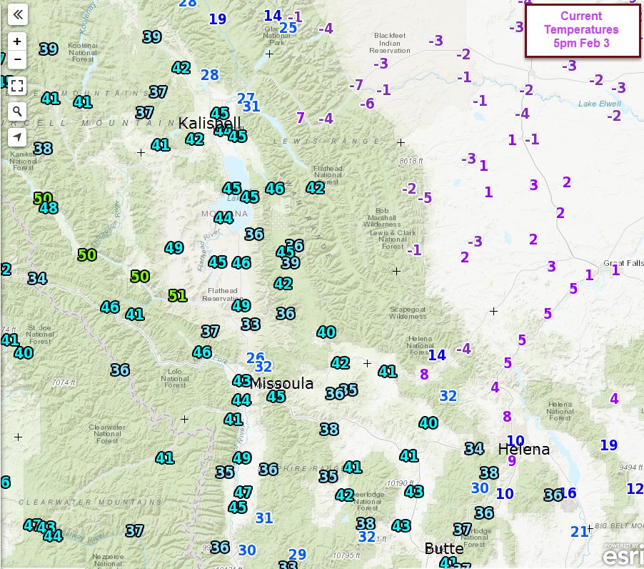 NWSMissoula's tweet photo. 5pm: A tale of two air masses! The cold arctic air is along and slightly west of the Divide, struggling against the warm Pacific air across the rest of western MT. We are anticipating the arctic to break westward this eve into #Kalispell, #Helmville, #MacDonaldPass. #MTwx https://t.co/FD9n08VtGJ